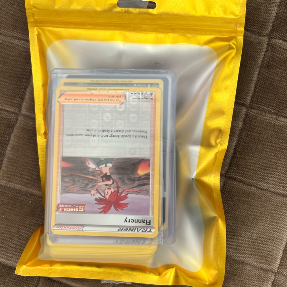 Mystery Pokémon lot